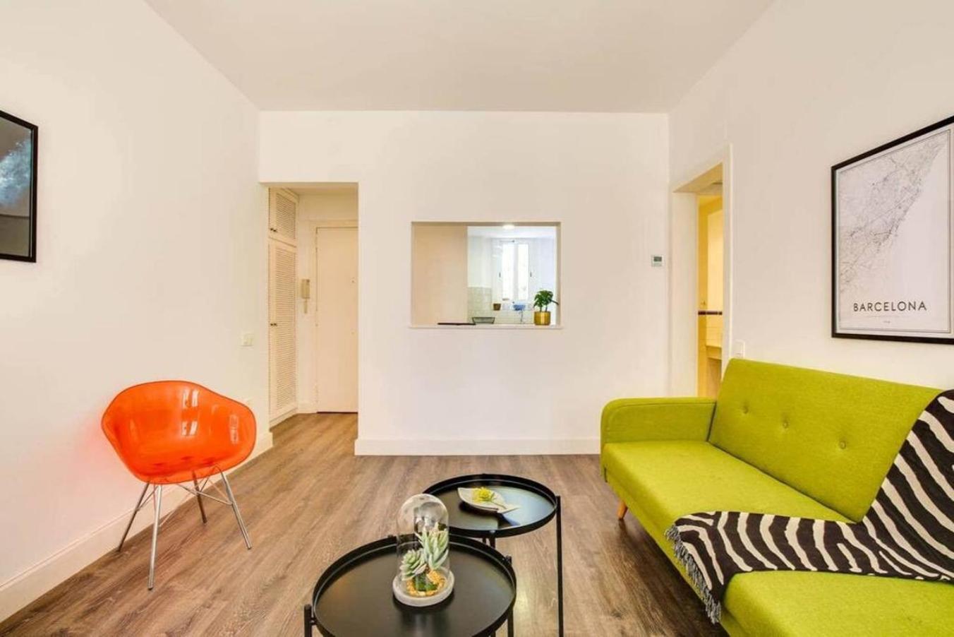 شقة Colorful With Cozy Terrace In Gracia برشلونة المظهر الخارجي الصورة